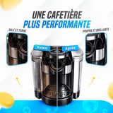 Cafetière avant et après le nettoyage avec le nettoyant pour cafetière BLITZ